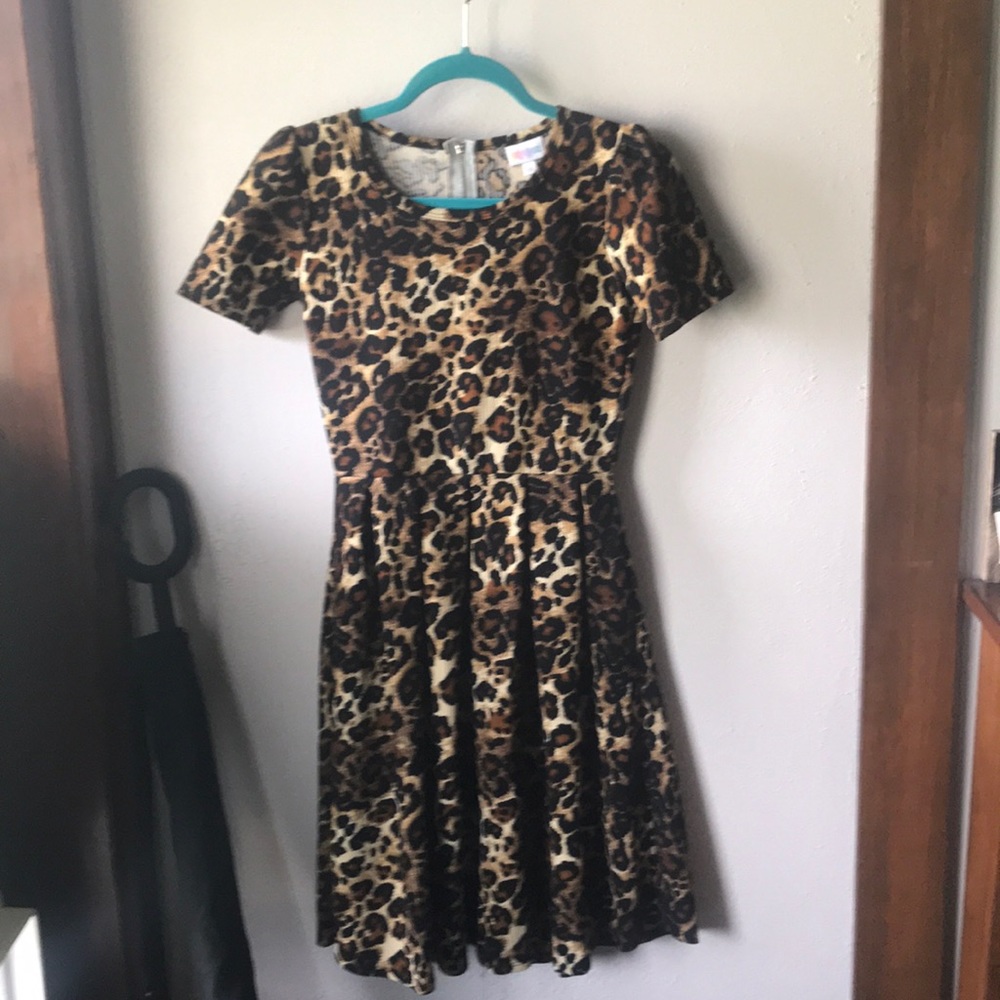 LuLaRoe Leopard print Amelia dress